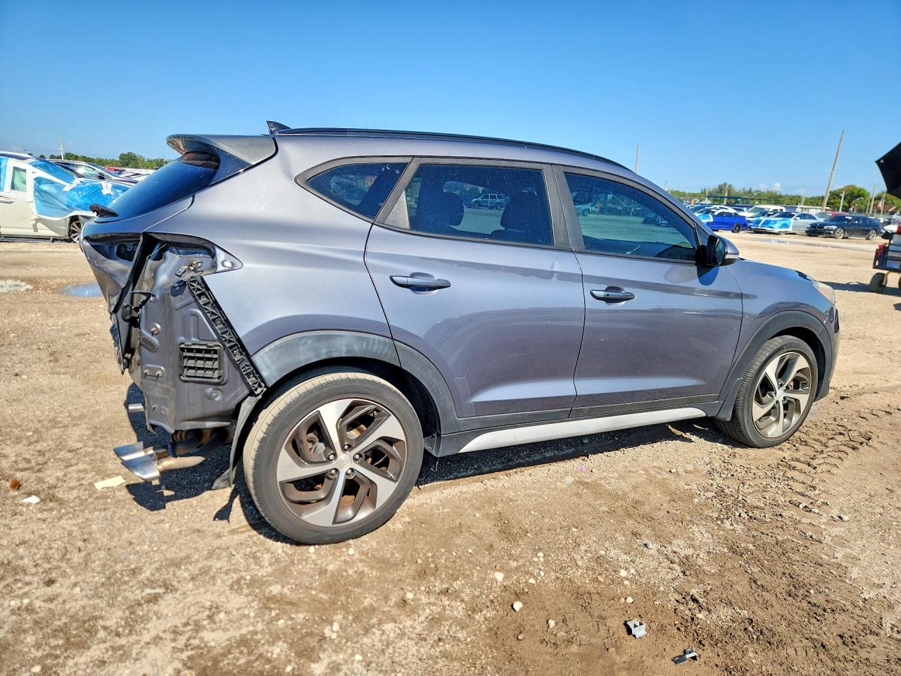 HYUNDAI TUCSON 2018 — 4