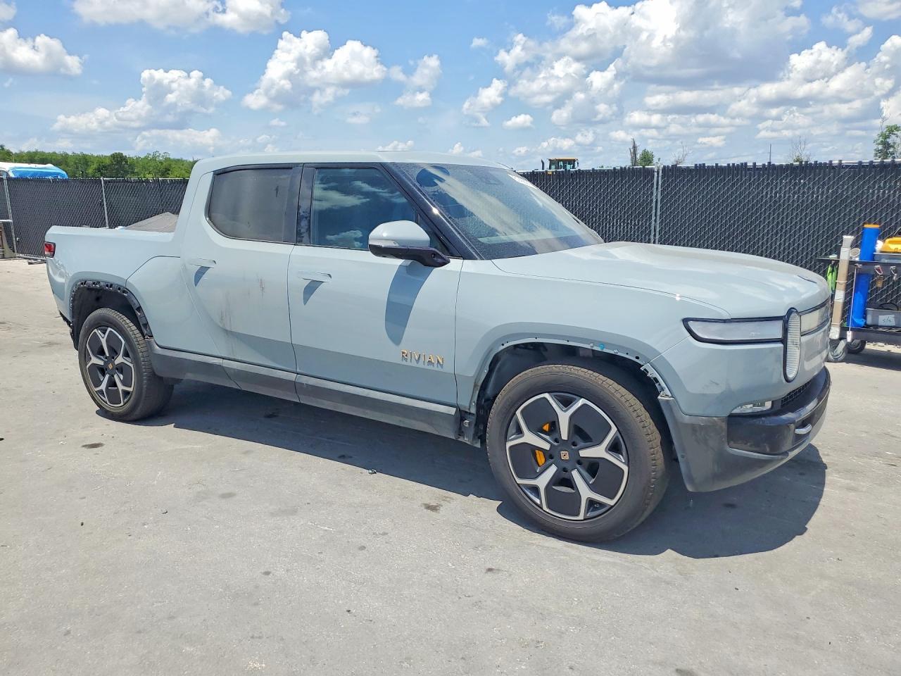 2022 RIVIAN R1T ADVENTURE