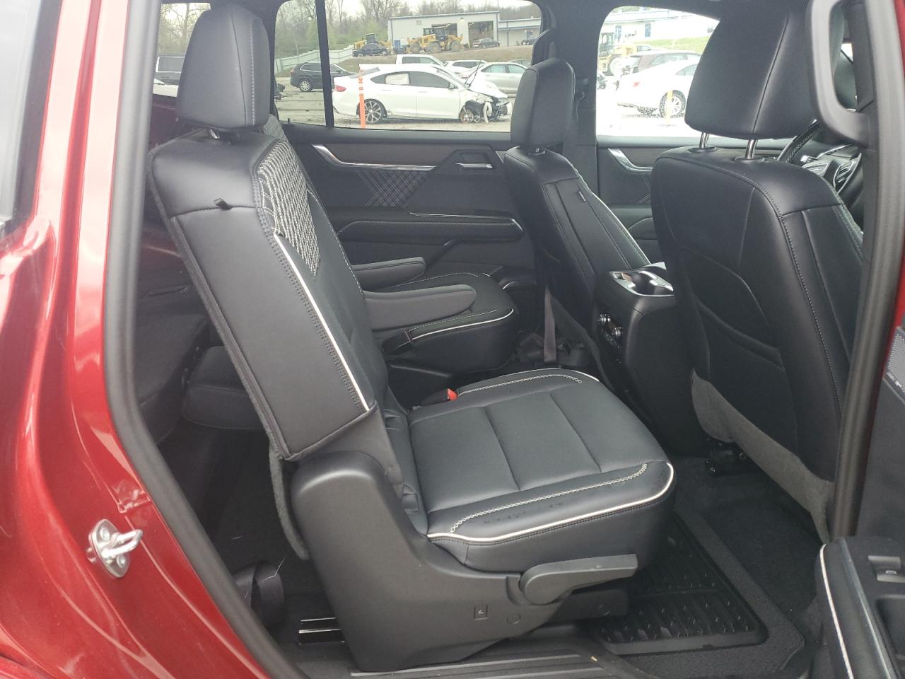 GMC ACADIA DENALI 2024 — 12