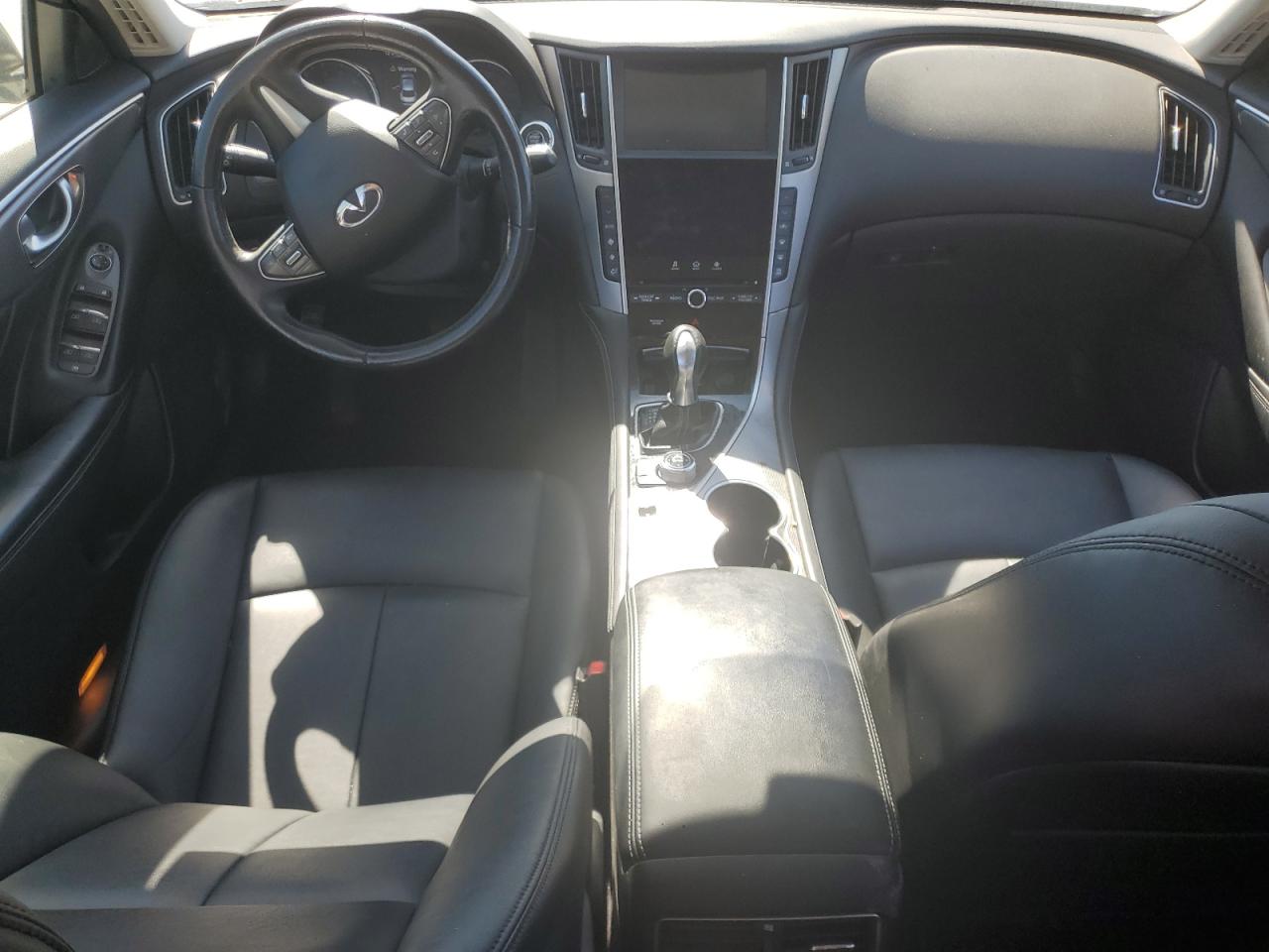 INFINITI Q50 2015 — 9