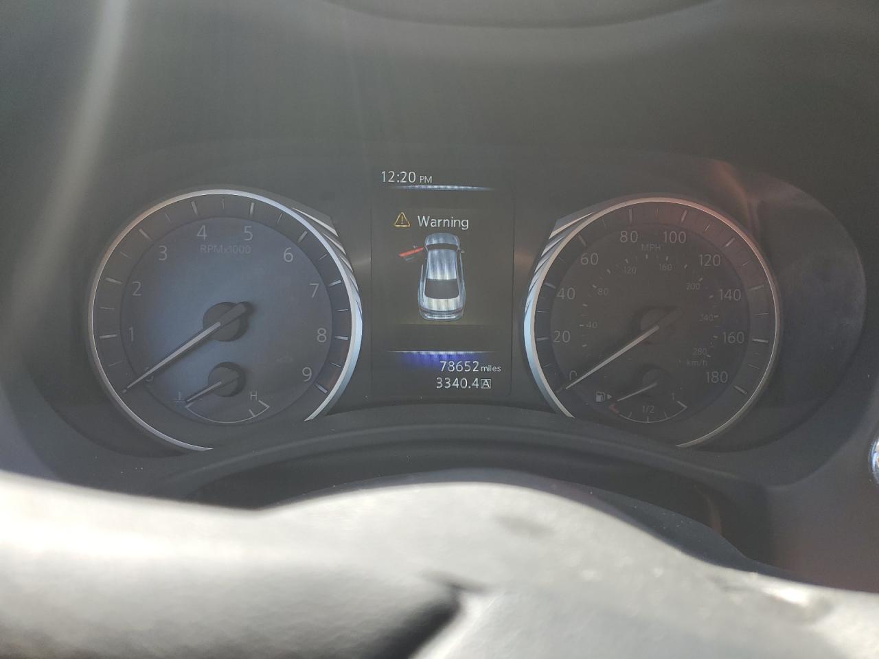 INFINITI Q50 2015 — 10