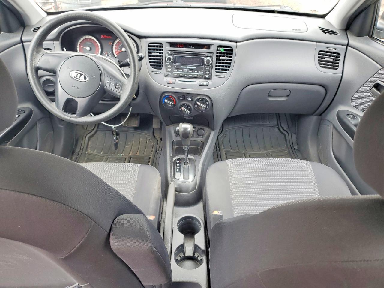 KIA RIO 2010 — 9