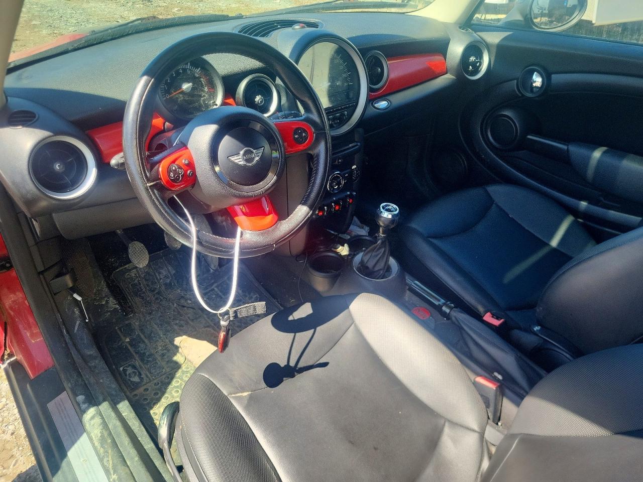 MINI COOPER 2012 — 9
