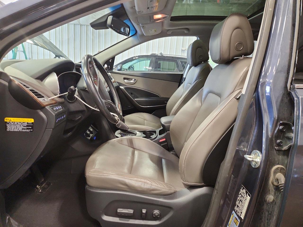 HYUNDAI SANTA FE 2017 — 8