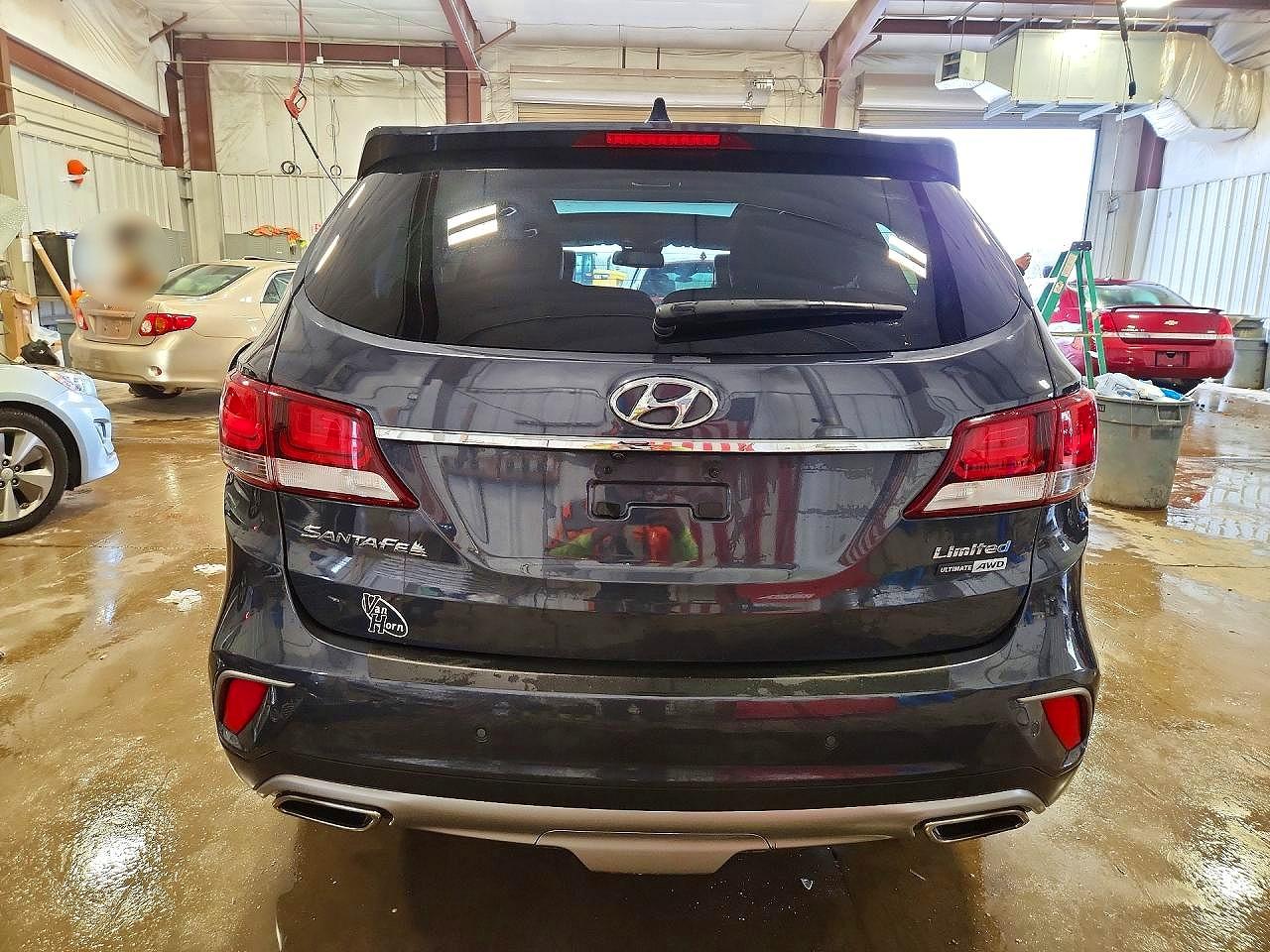 HYUNDAI SANTA FE 2017 — 7