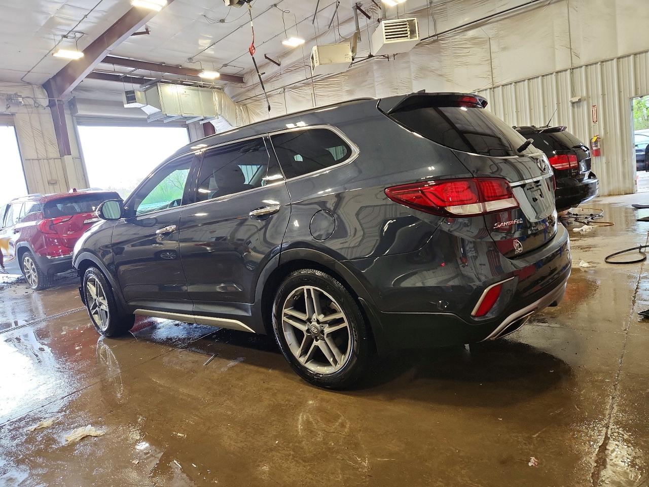 HYUNDAI SANTA FE 2017 — 3