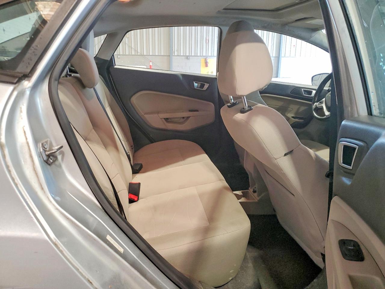 FORD FIESTA 2015 — 11