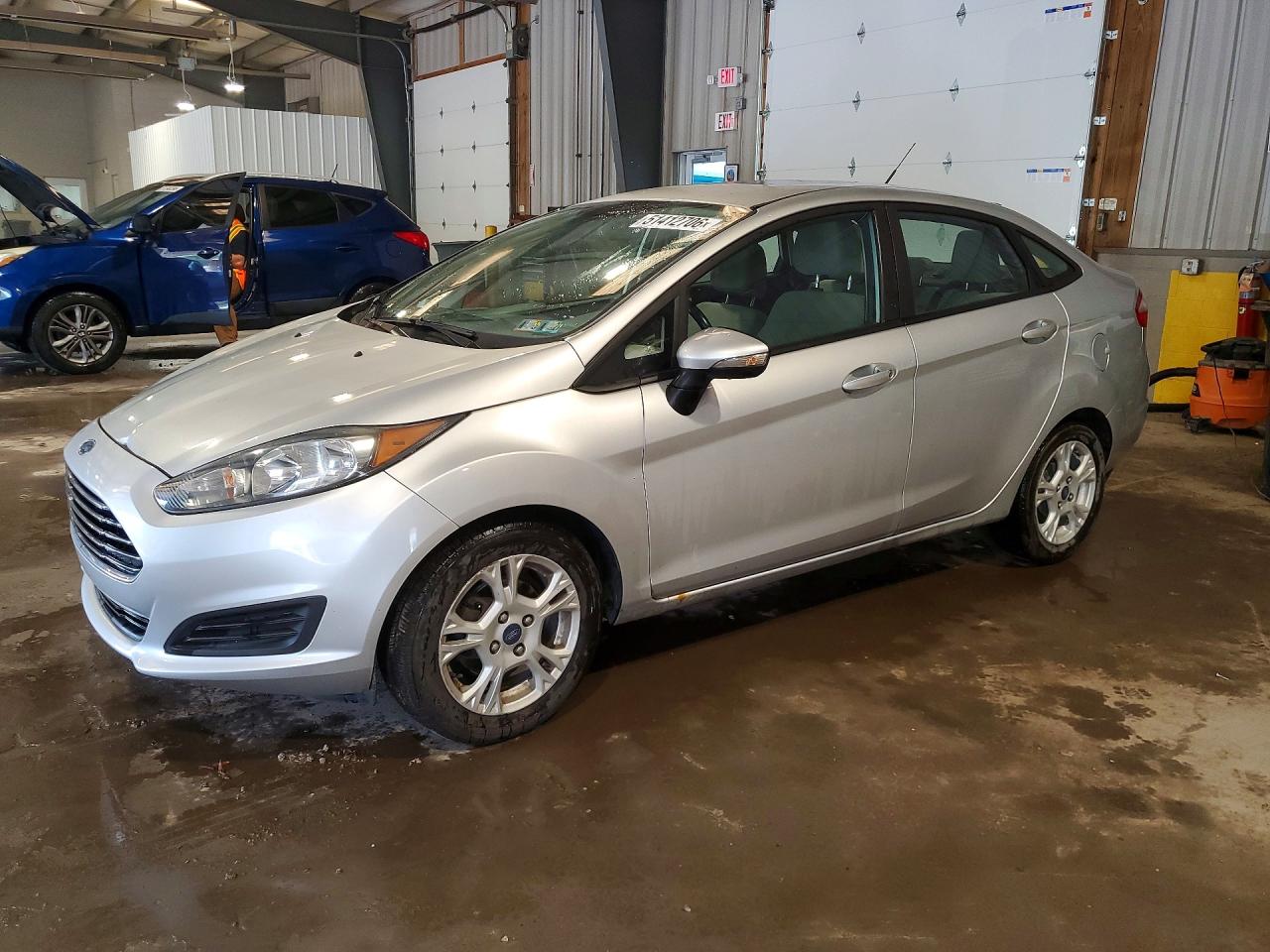 FORD FIESTA 2015 — 2
