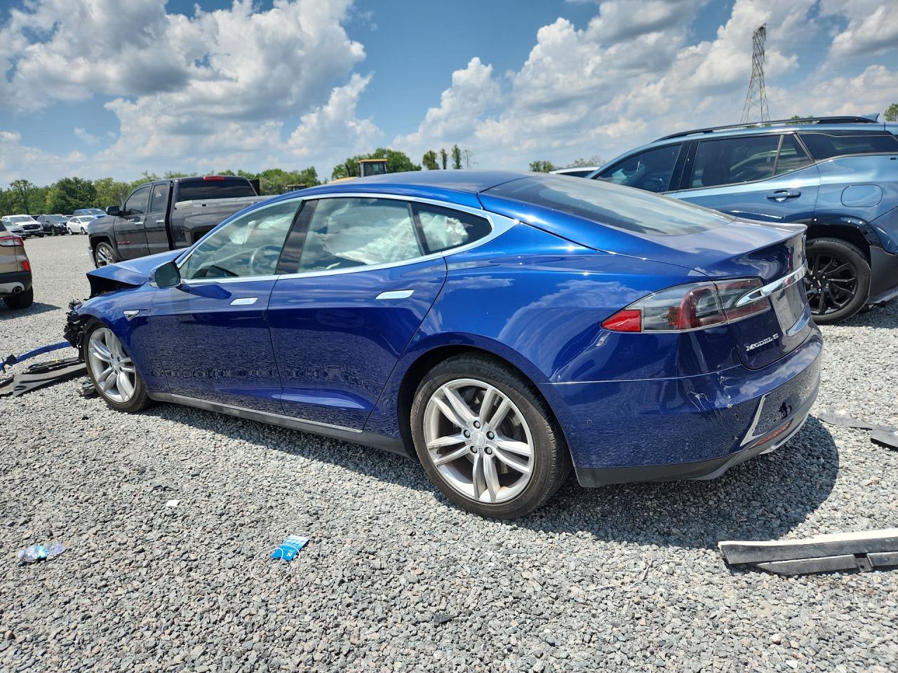 TESLA MODEL S 2016 — 3