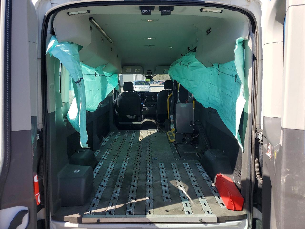 FORD TRANSIT 2022 — 11