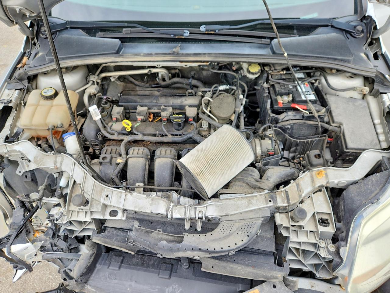 FORD FOCUS 2013 — 12