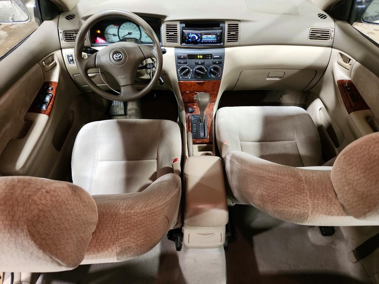 TOYOTA COROLLA 2004 — 9