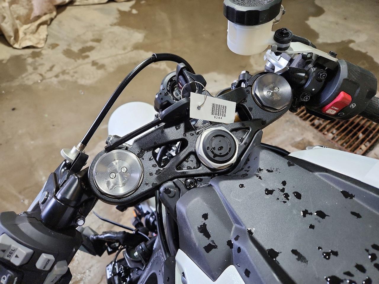 HONDA CBR1000 2026 — 8