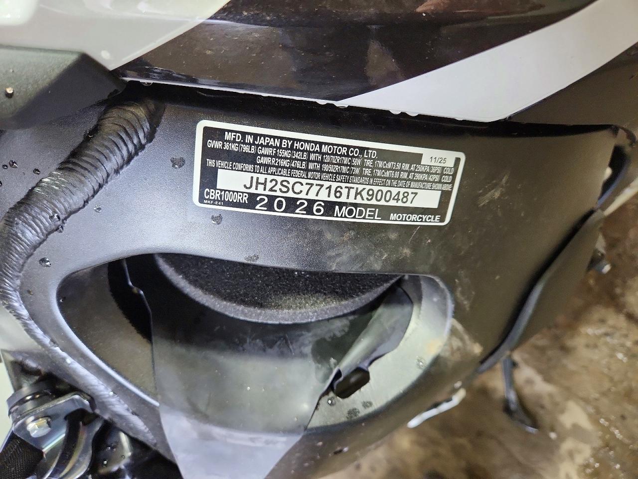HONDA CBR1000 2026 — 11