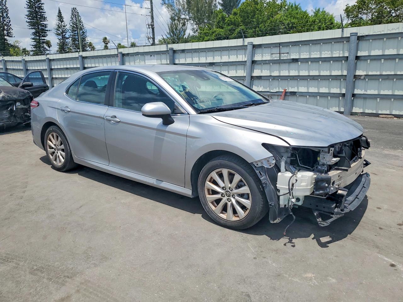 TOYOTA CAMRY 2020 — 5