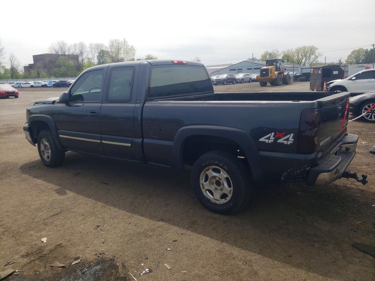 CHEVROLET SILVERADO 2003 — 3
