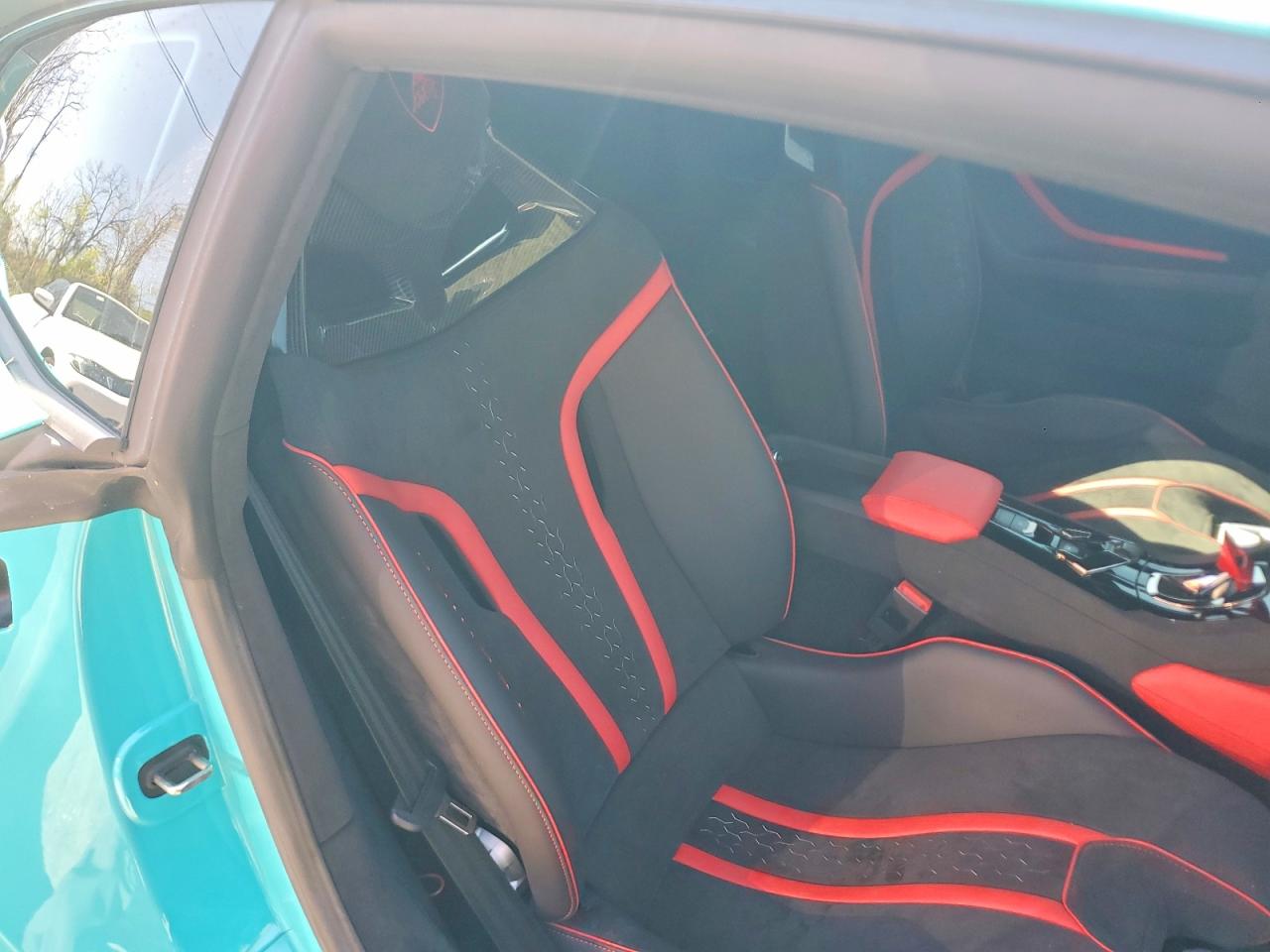 LAMBORGHINI HURACAN 2024 — 11
