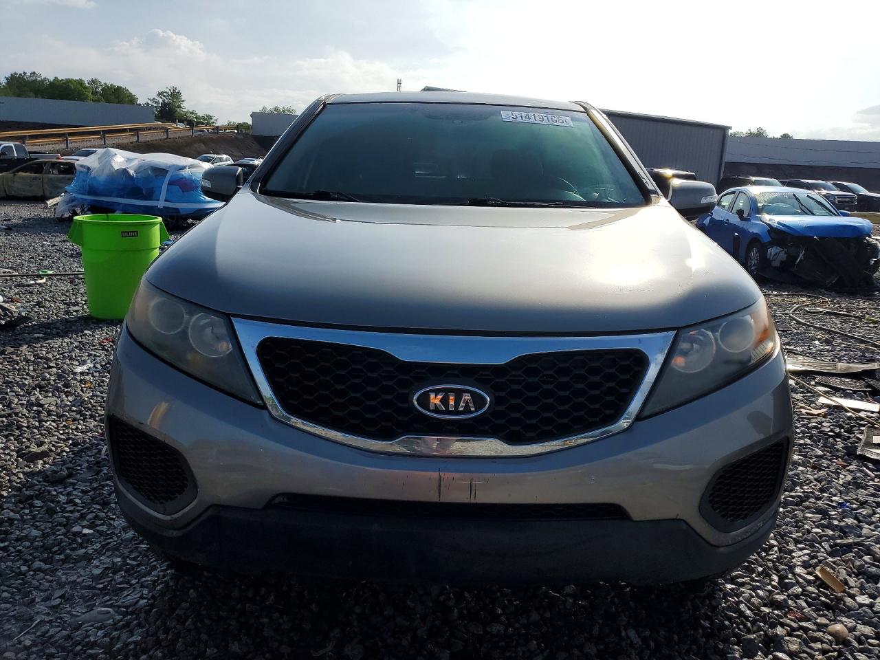 KIA SORENTO 2011 — 6