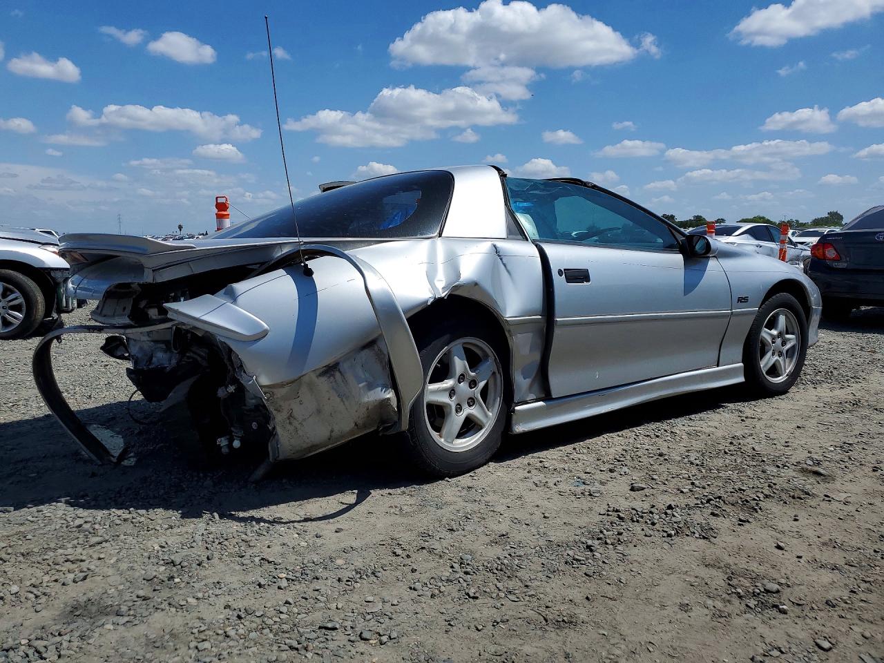 CHEVROLET CAMARO 1997 — 4