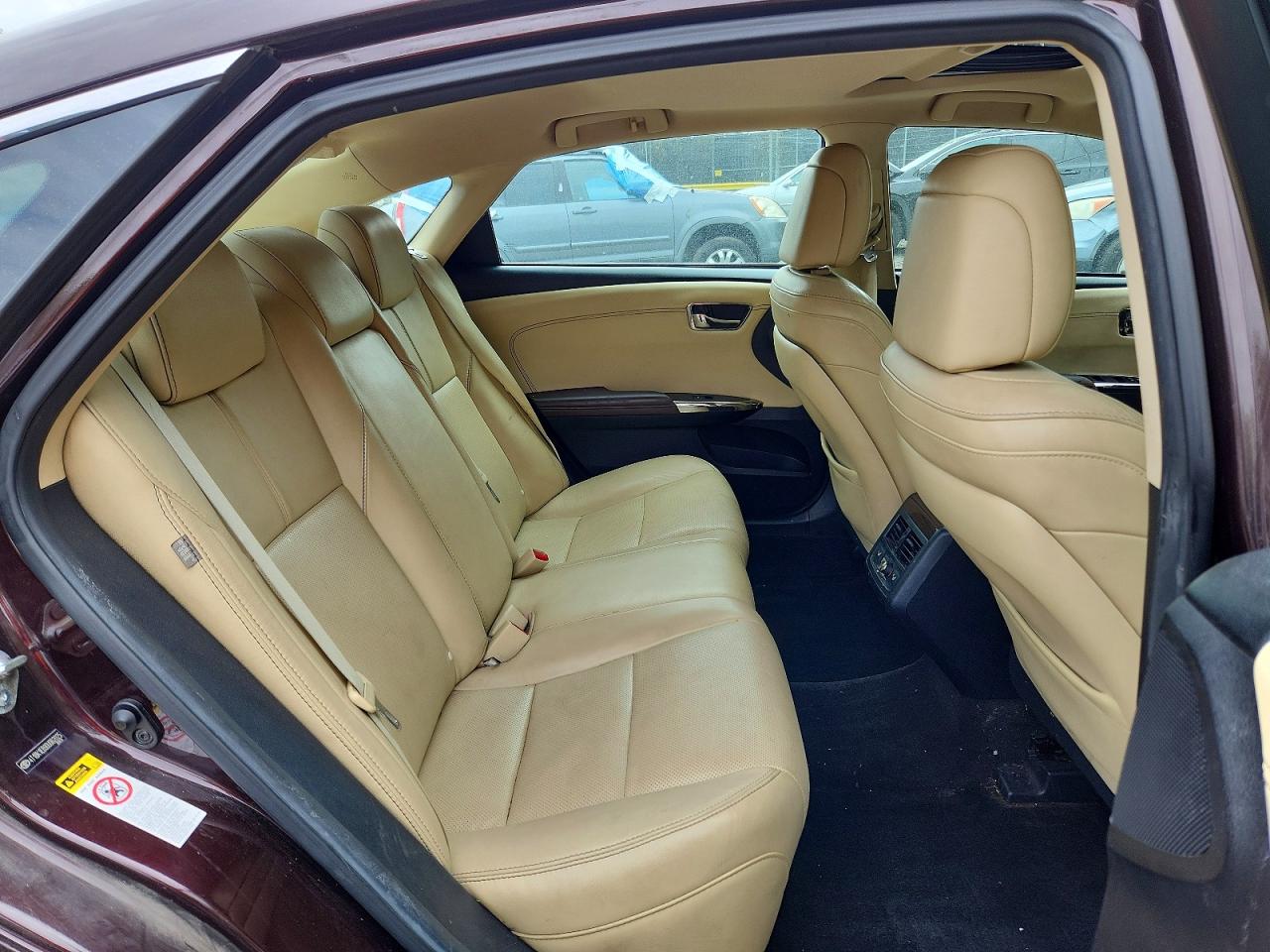 TOYOTA AVALON 2013 — 11