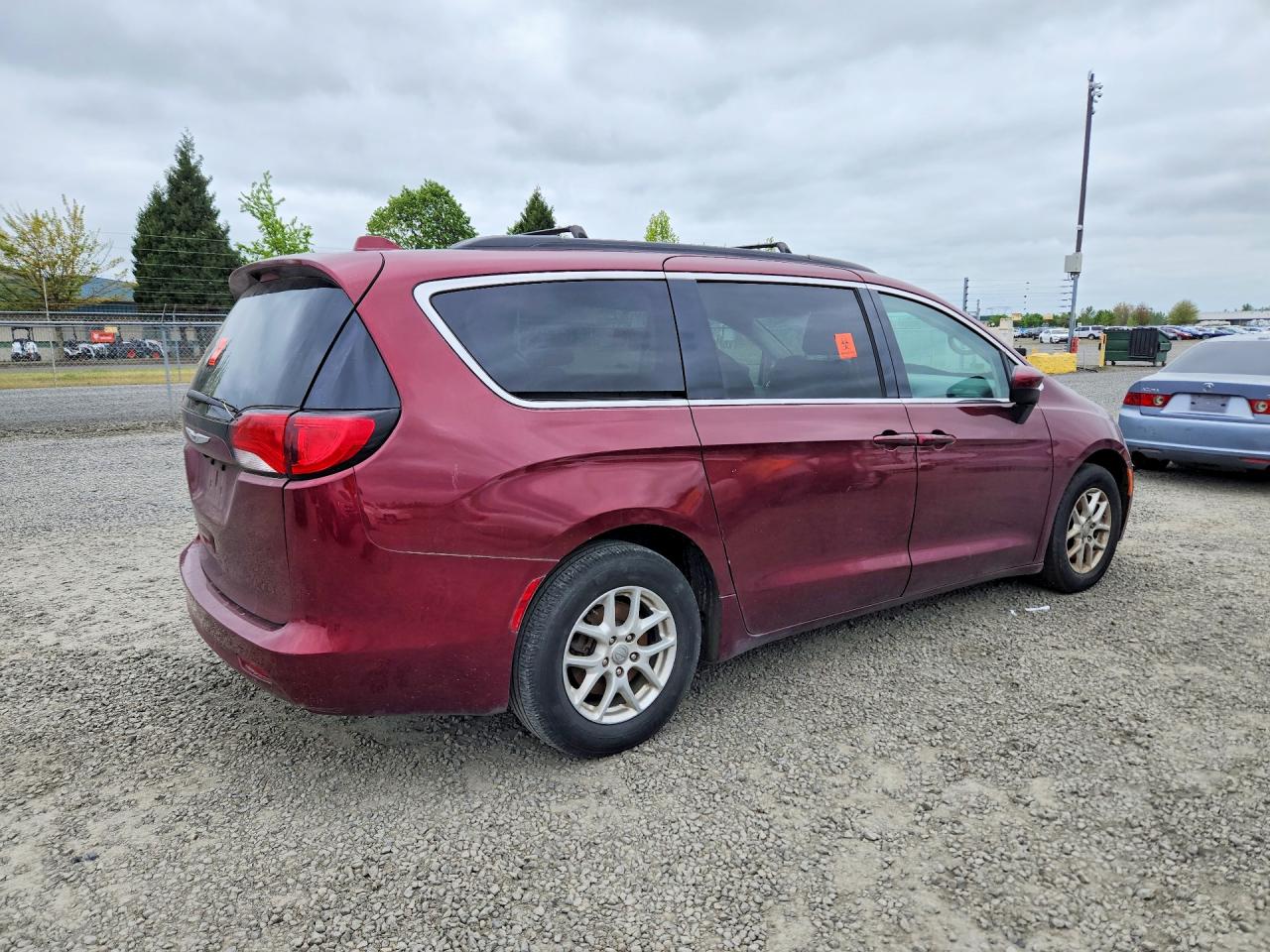 CHRYSLER VOYAGER 2020 — 4