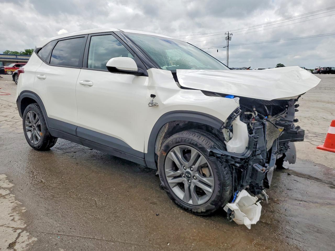 KIA SELTOS 2021 — 5