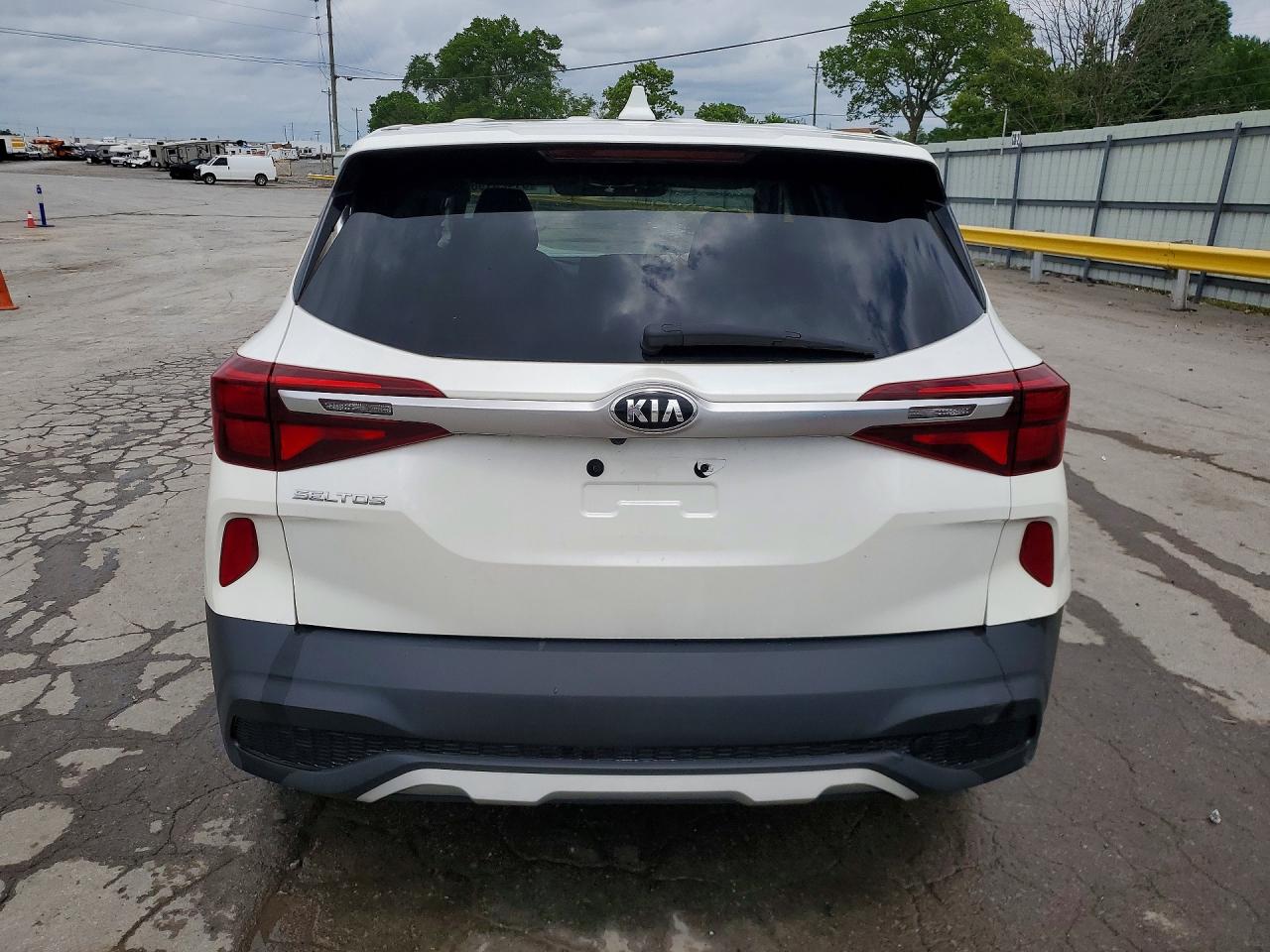 KIA SELTOS 2021 — 7