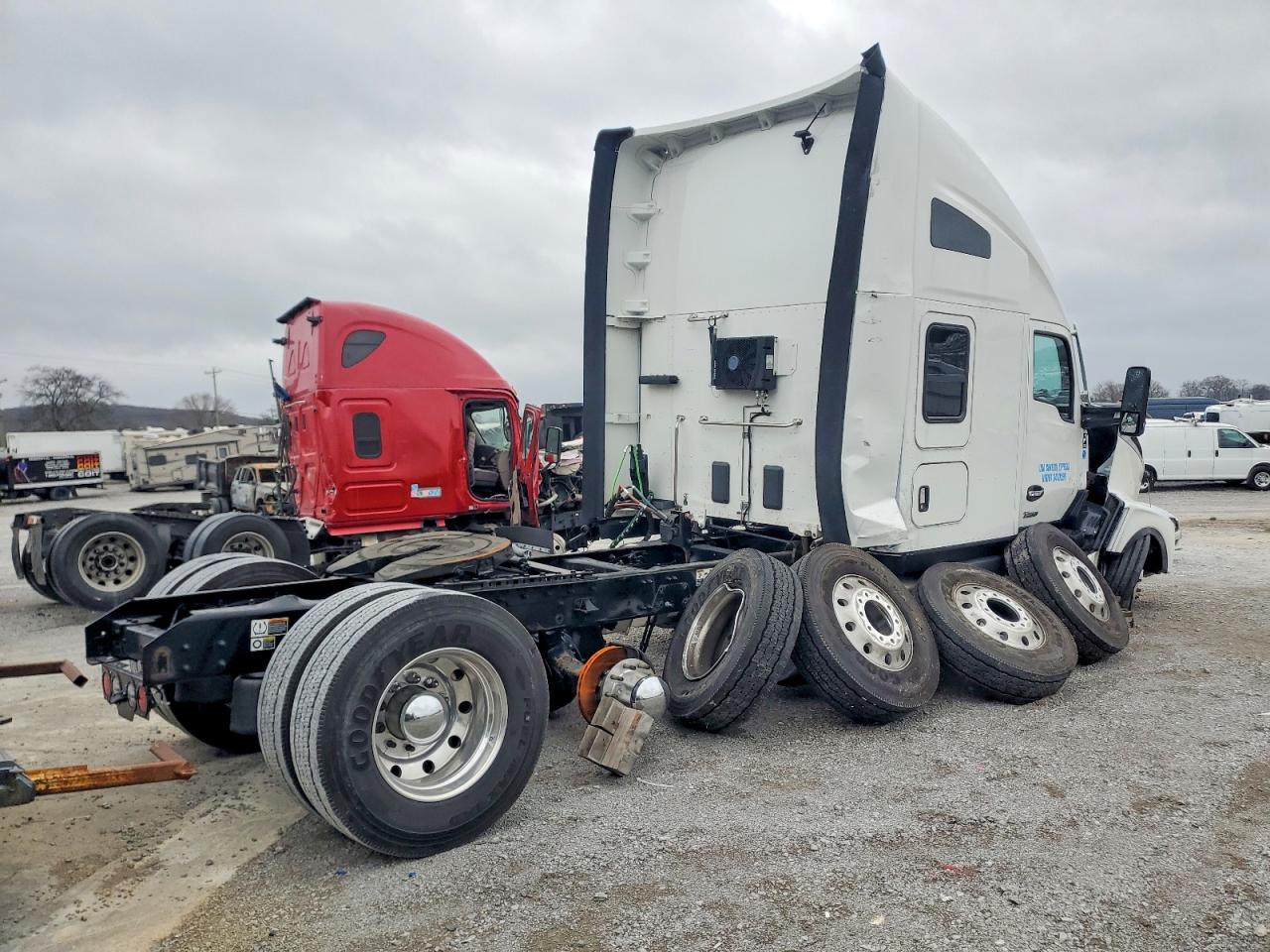2024 KENWORTH T680