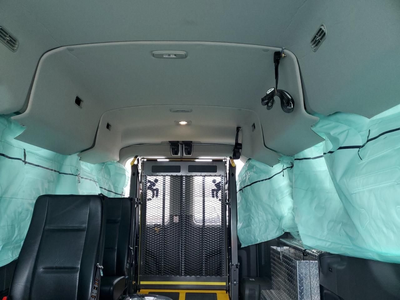 FORD TRANSIT 2024 — 11