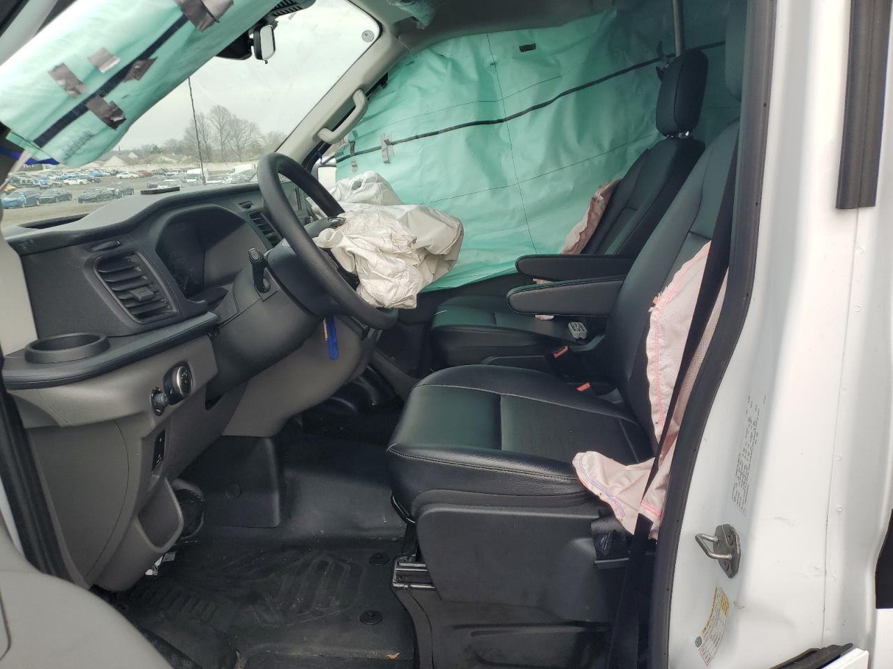 FORD TRANSIT 2024 — 8