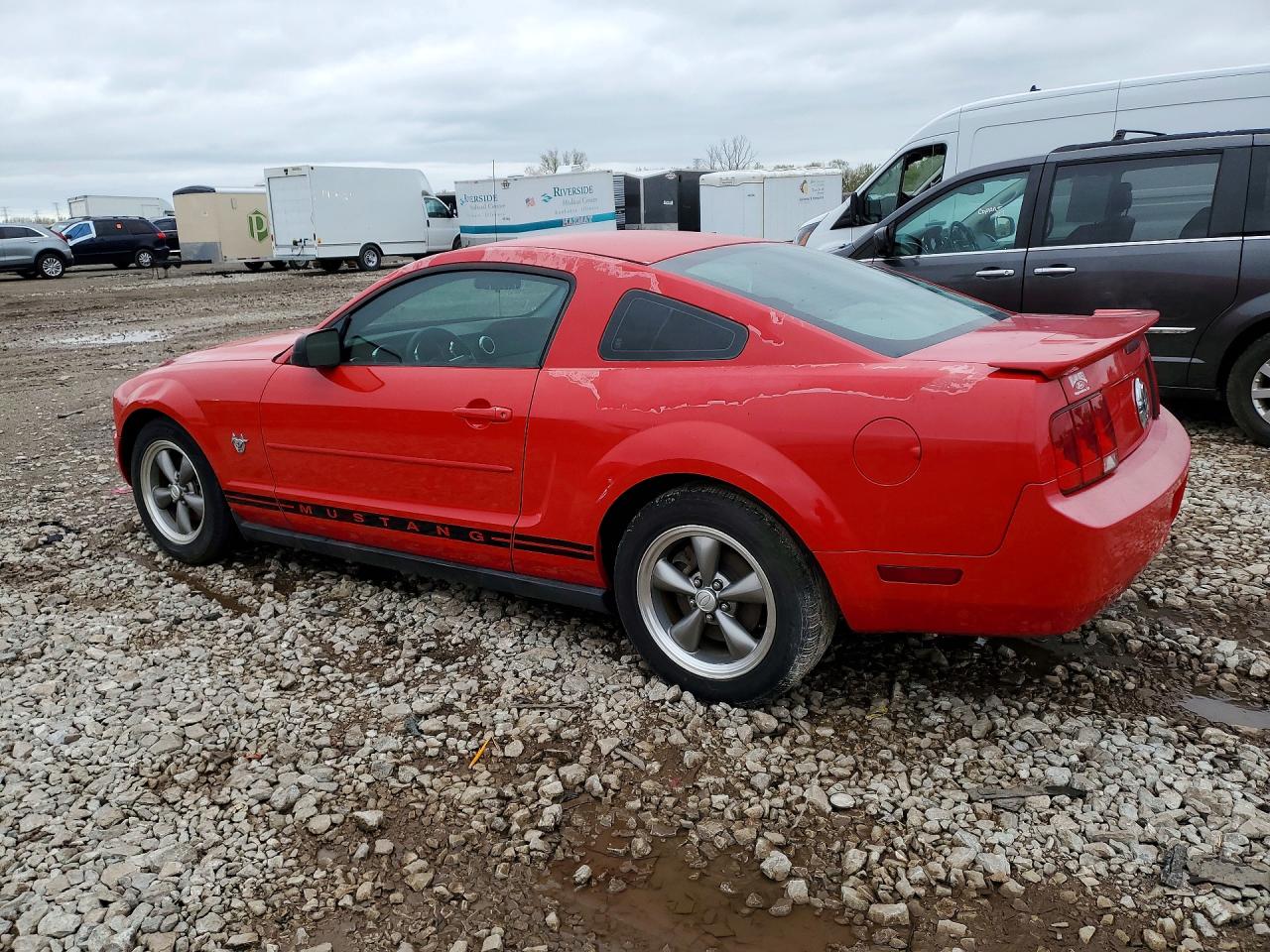 FORD MUSTANG 2009 — 3
