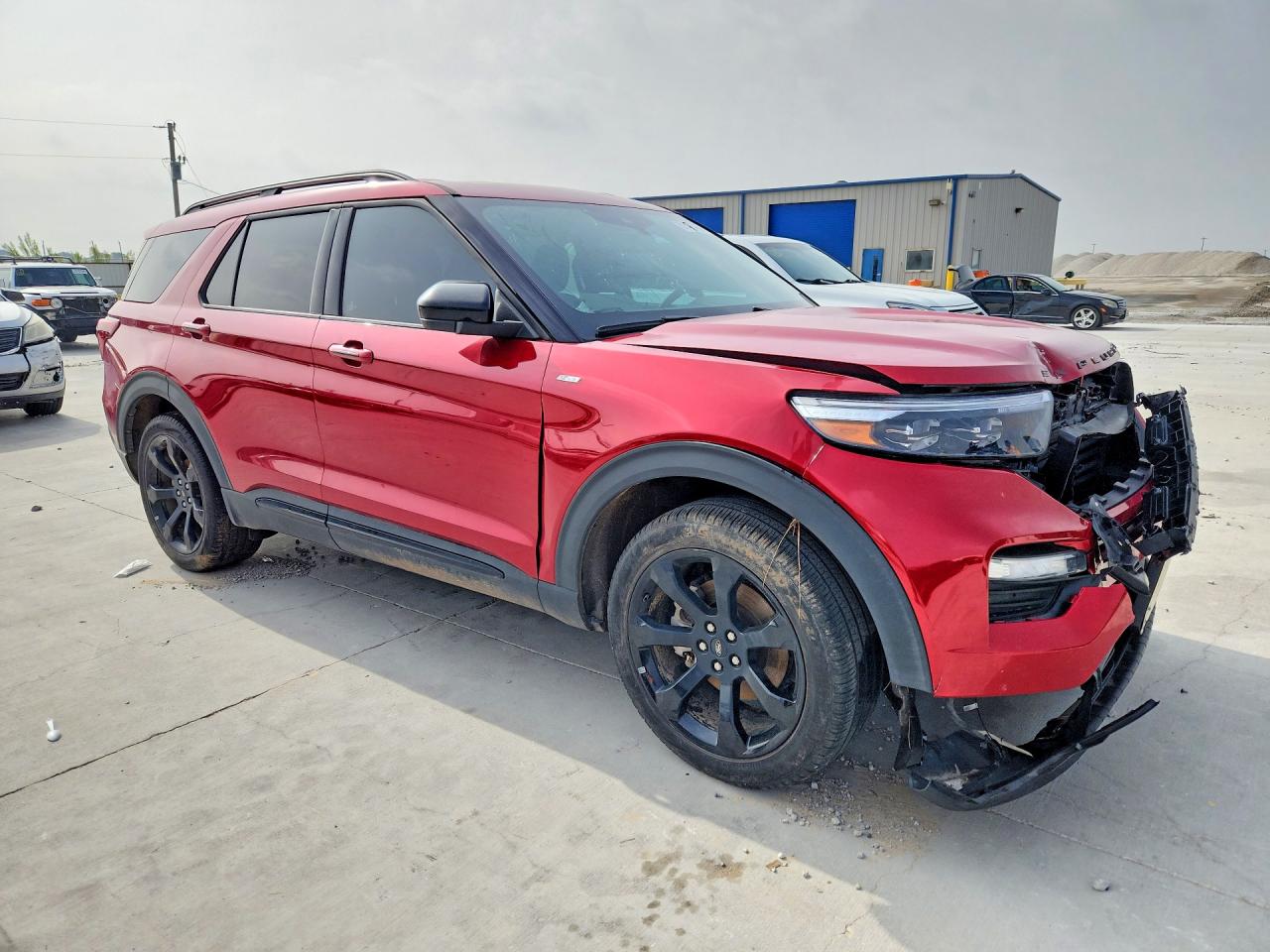 FORD EXPLORER 2024 — 5