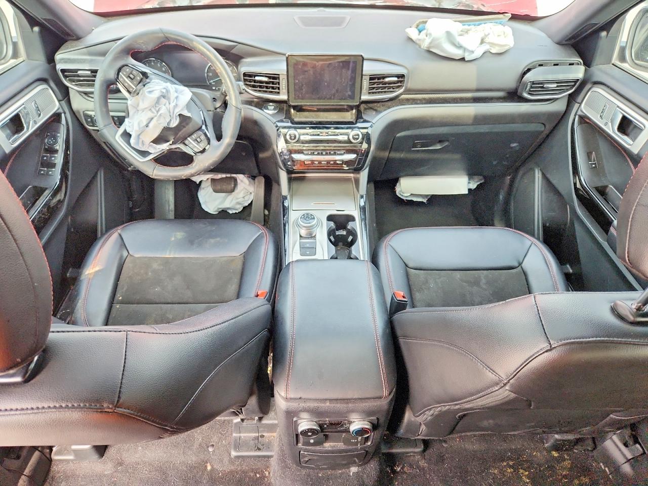 FORD EXPLORER 2024 — 9