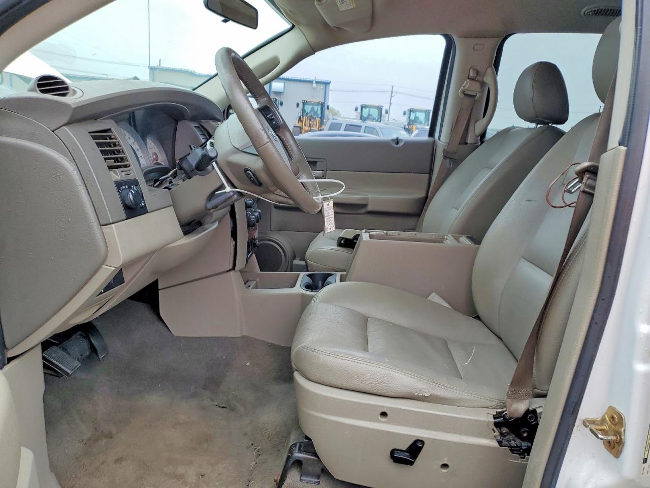 DODGE DURANGO 2005 — 8