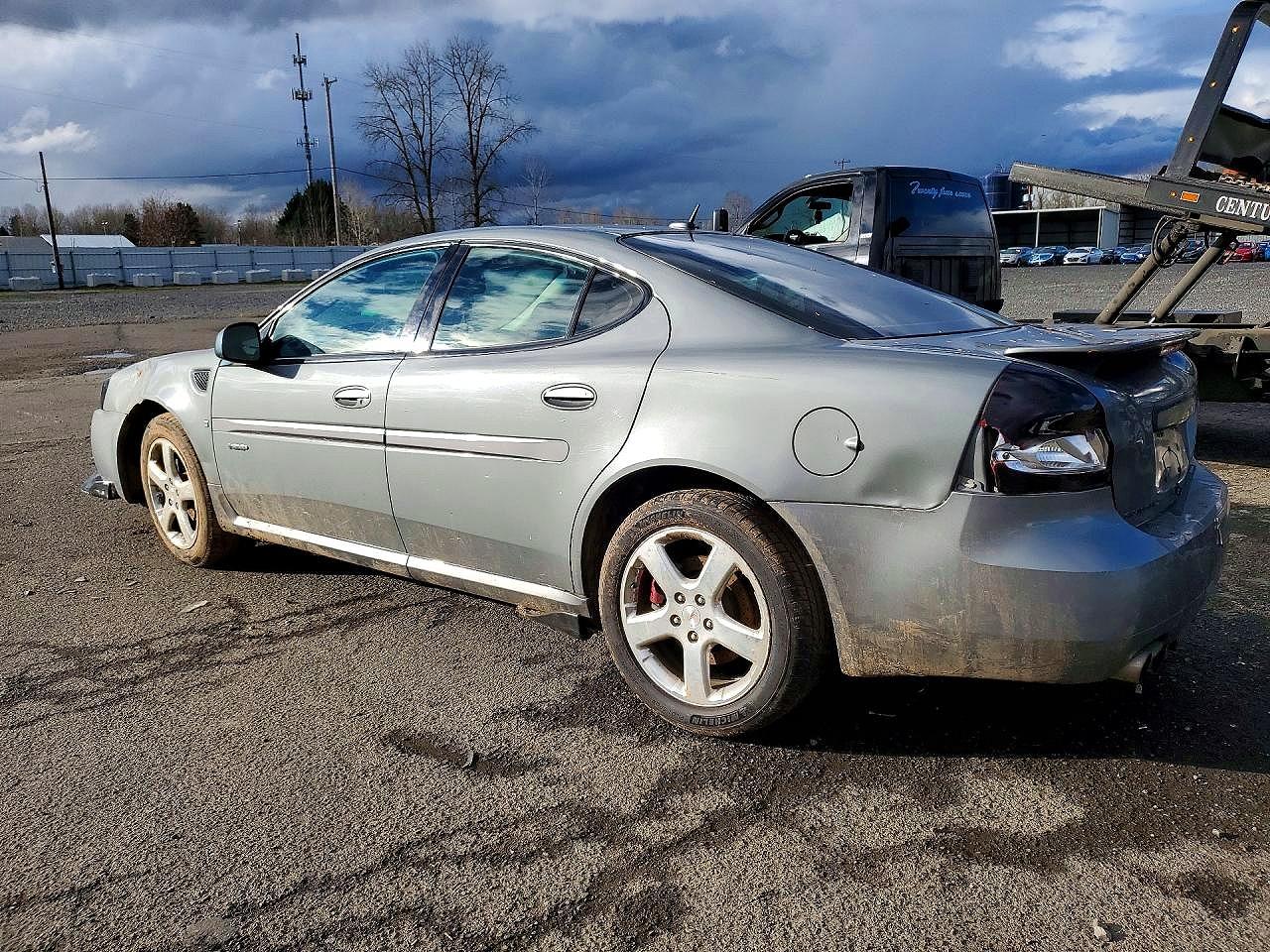 PONTIAC GRANDPRIX 2008 — 3