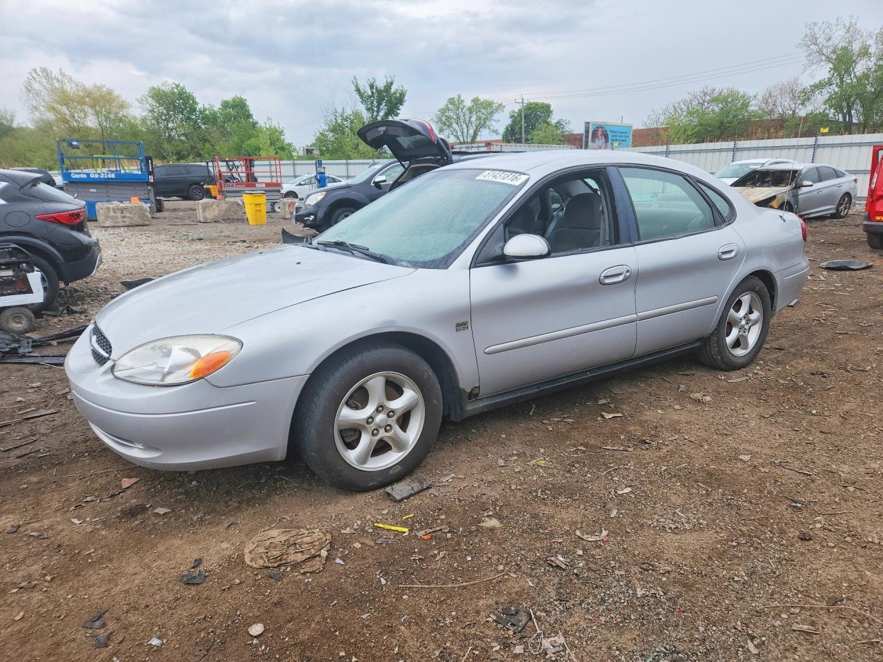 FORD TAURUS 2001 — 2