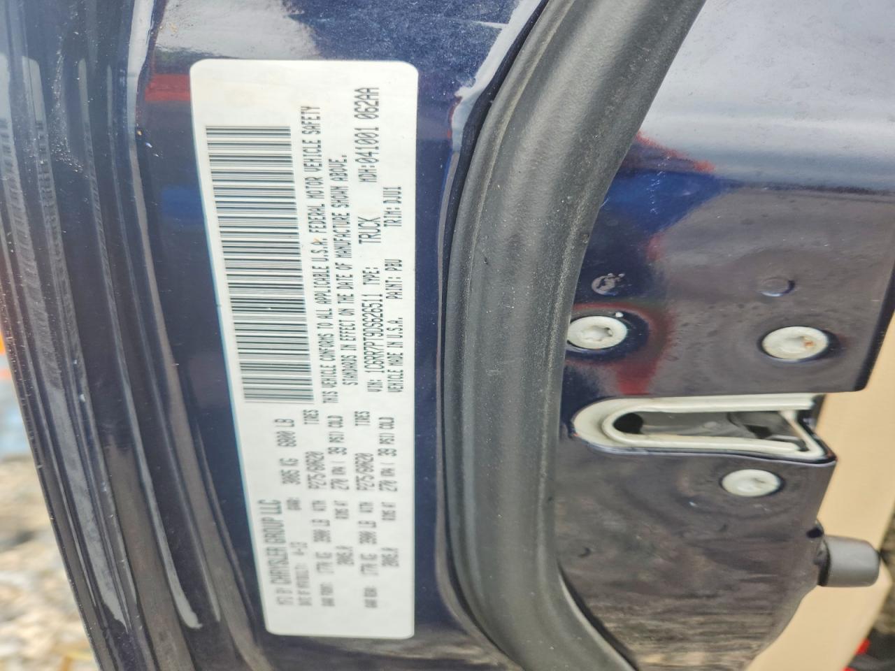 RAM 1500 2013 — 13