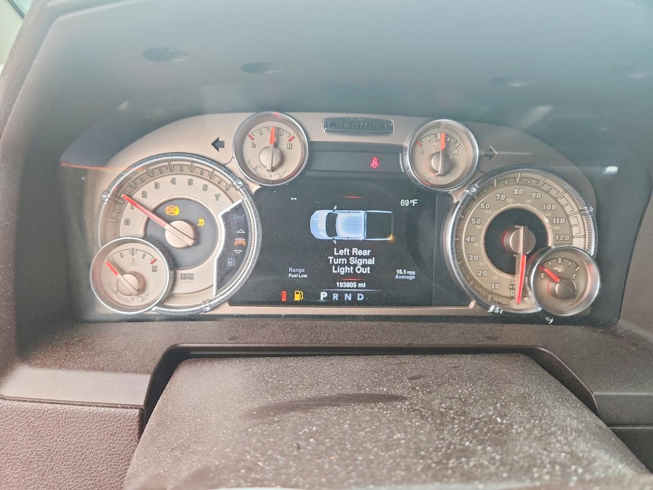 RAM 1500 2013 — 10