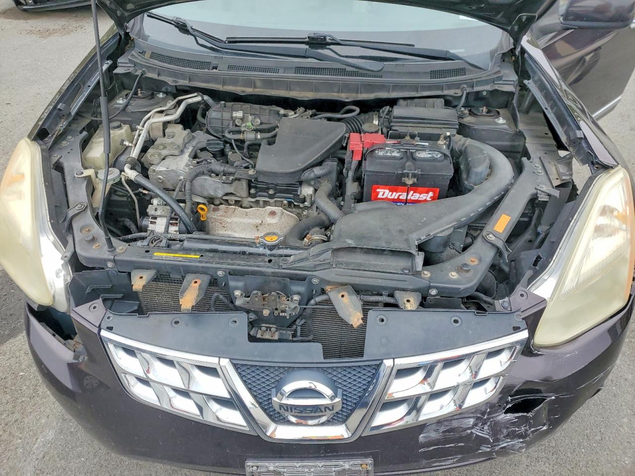 NISSAN ROGUE 2011 — 12