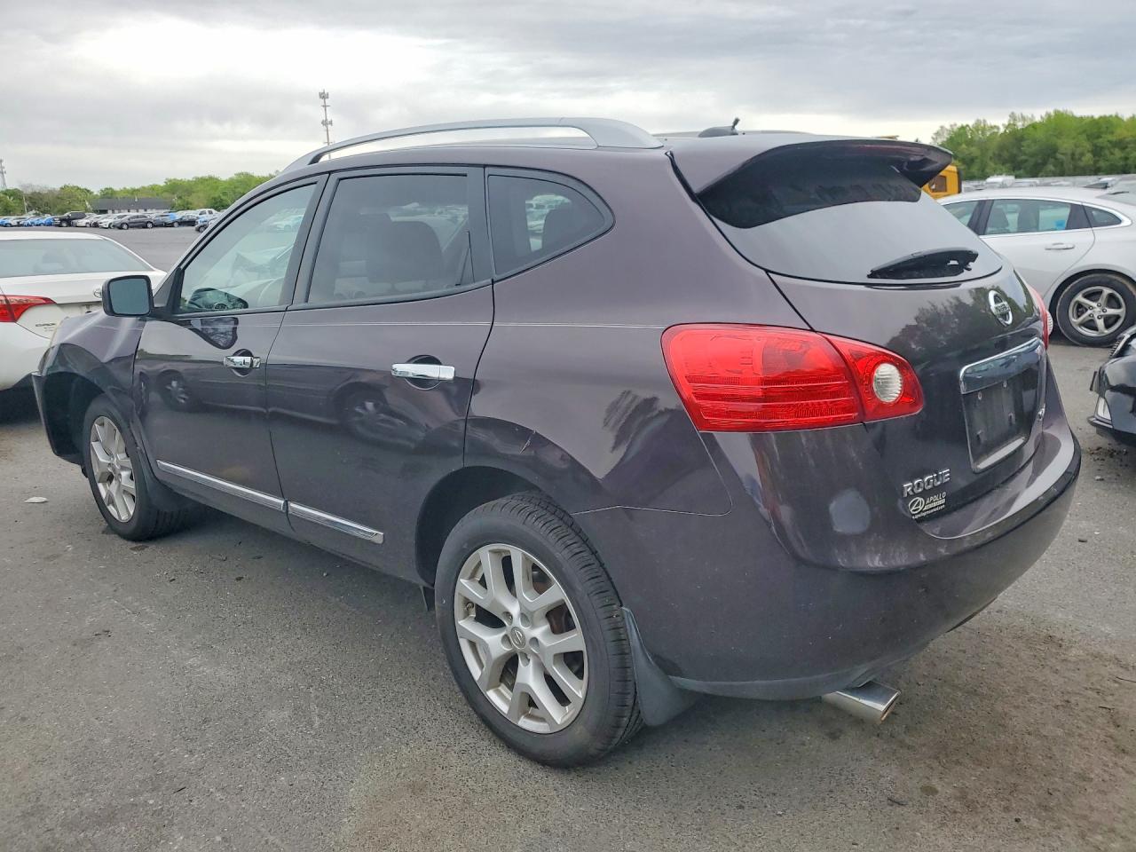 NISSAN ROGUE 2011 — 3