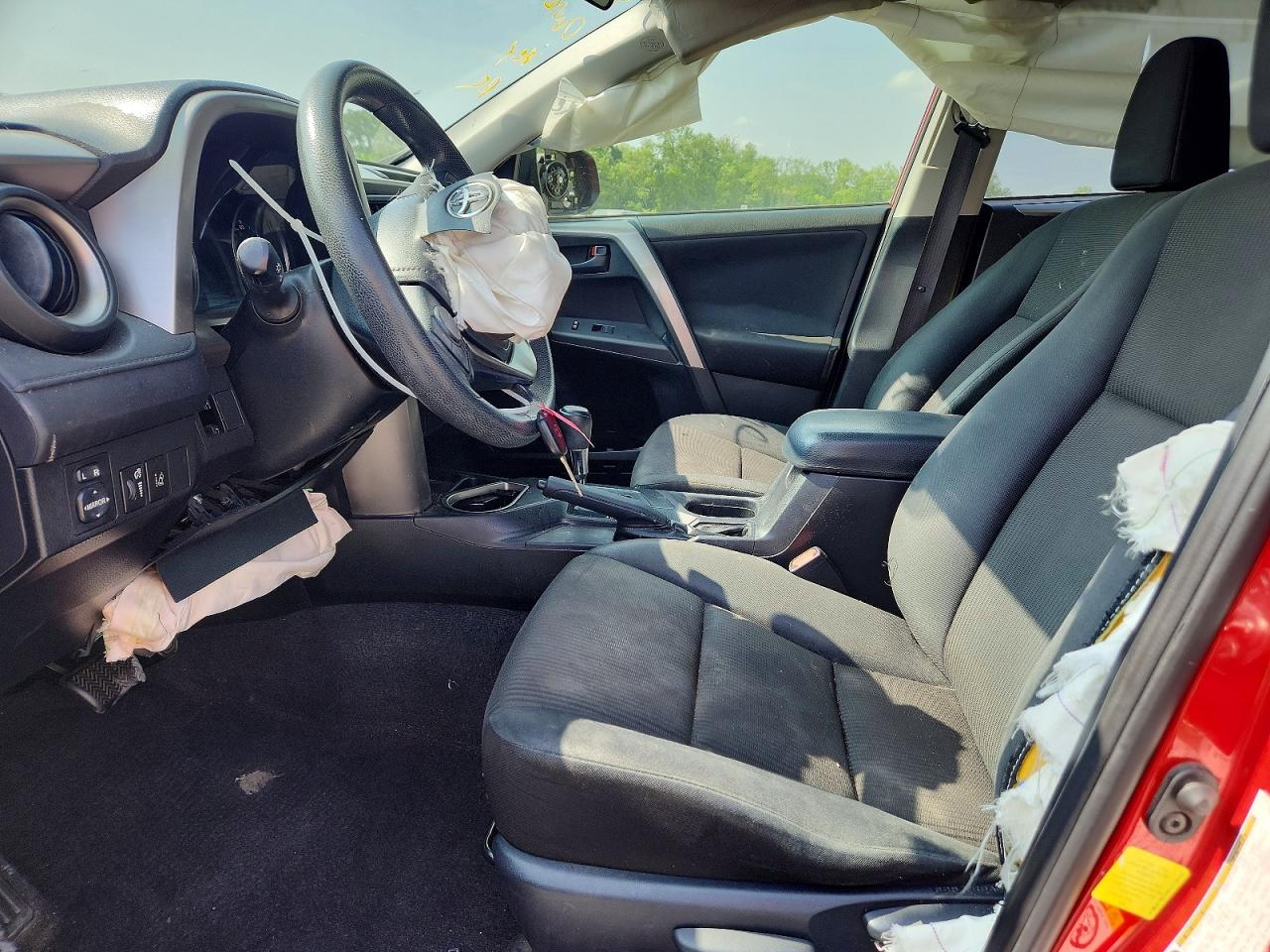 TOYOTA RAV4 2017 — 8