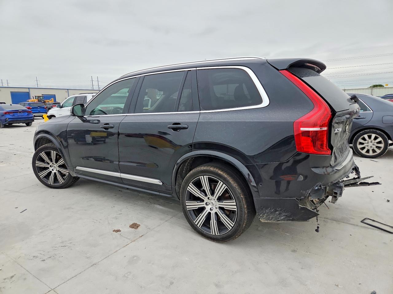 VOLVO XC90 2023 — 3