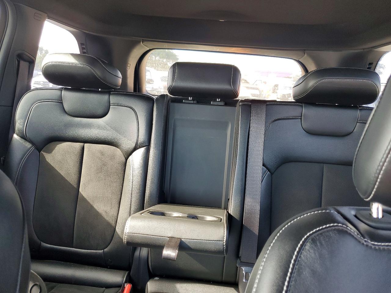 JEEP GRAND CHEROKEE 2023 — 11