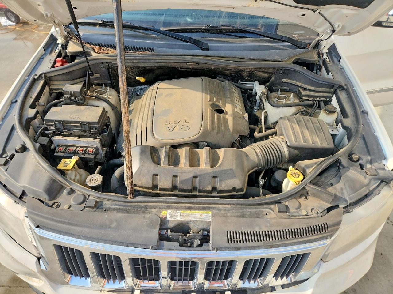 JEEP GRAND CHEROKEE 2012 — 13