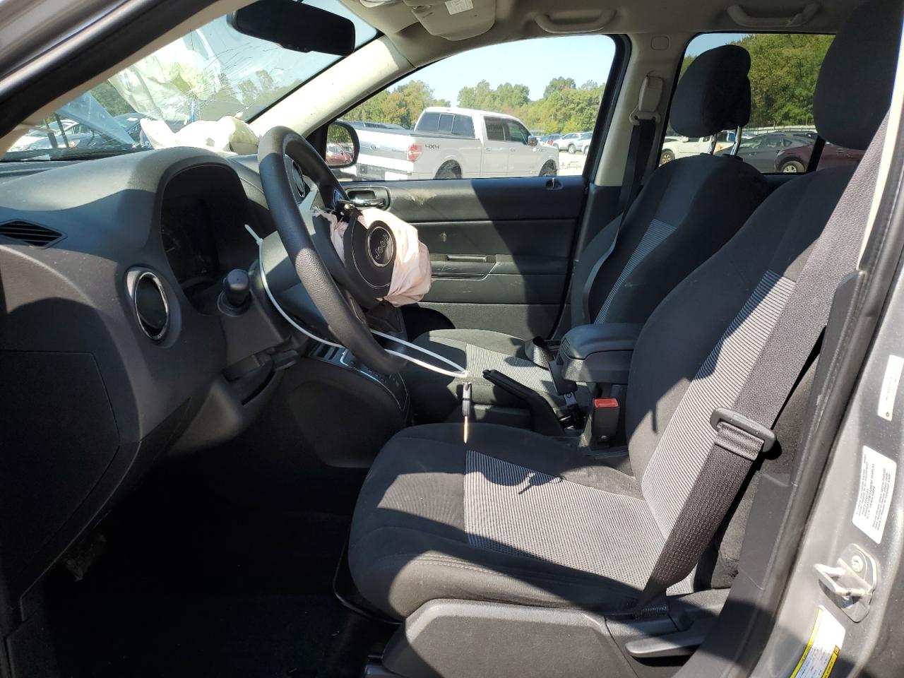 JEEP COMPASS 2016 — 8