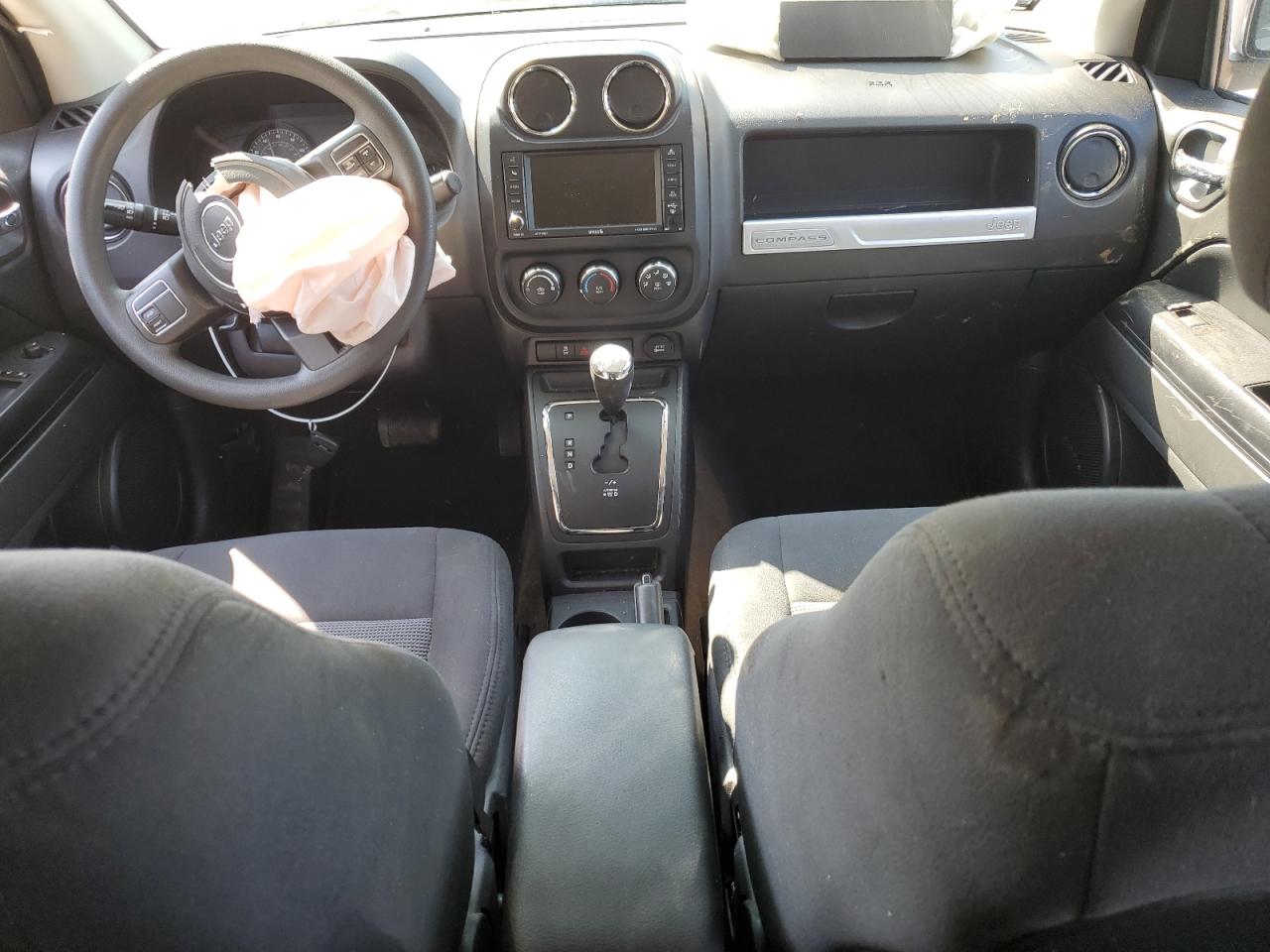 JEEP COMPASS 2016 — 9