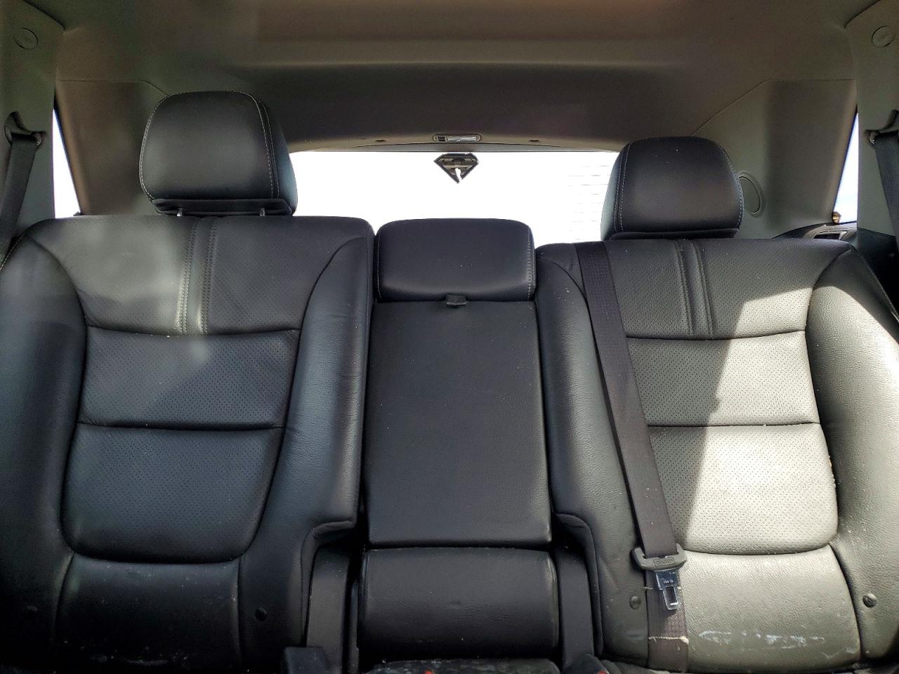 KIA SORENTO 2015 — 11