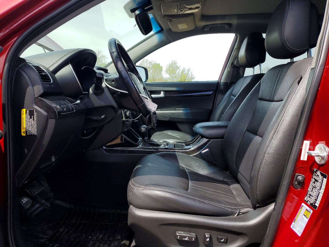 KIA SORENTO 2015 — 8