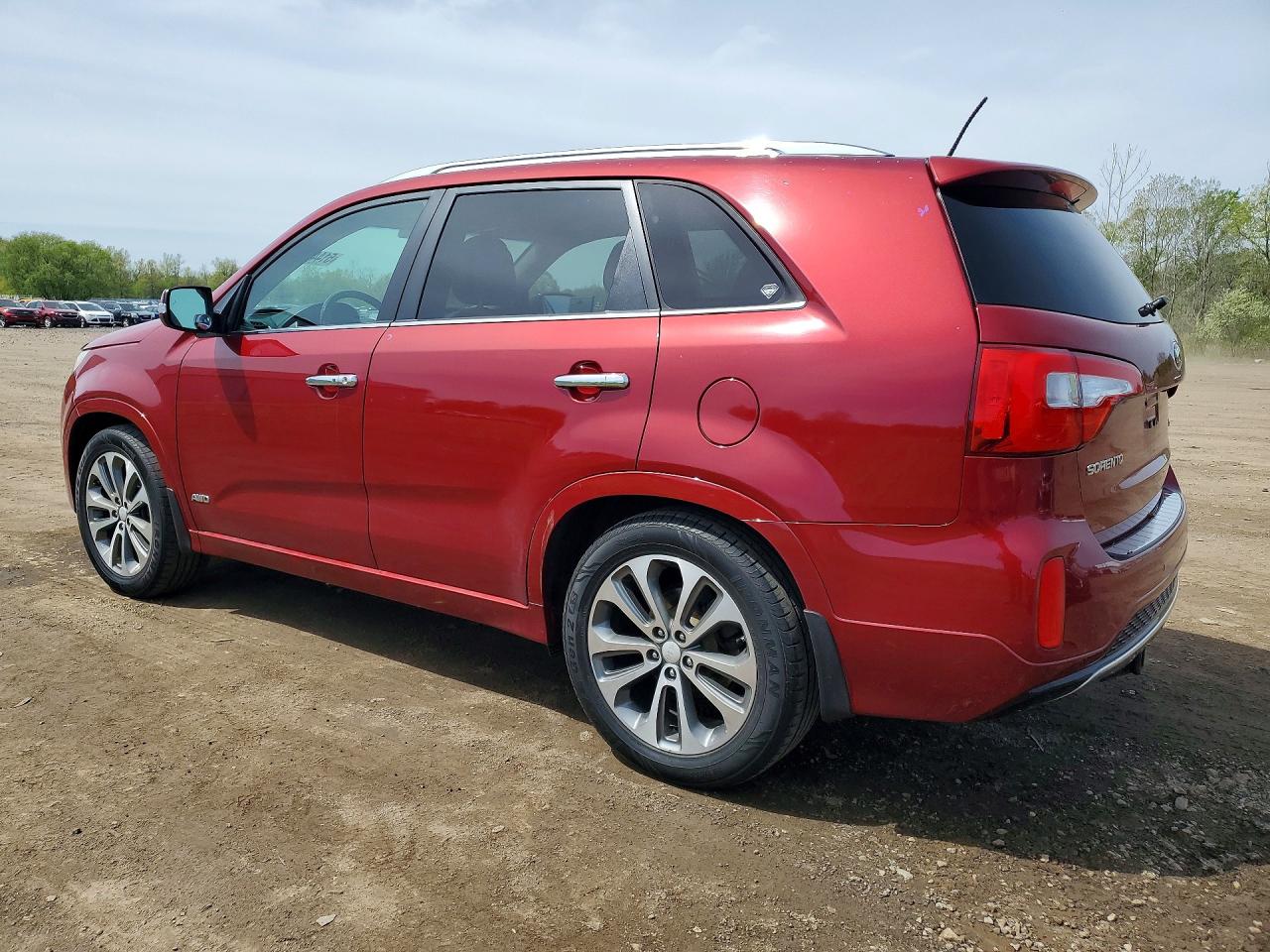 KIA SORENTO 2015 — 3