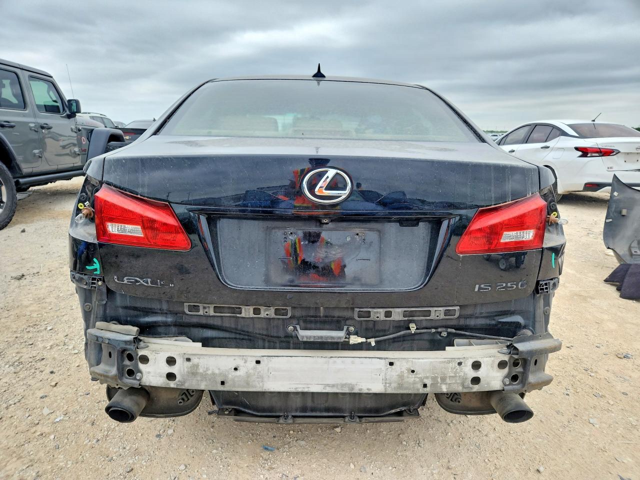 LEXUS IS 2008 — 7